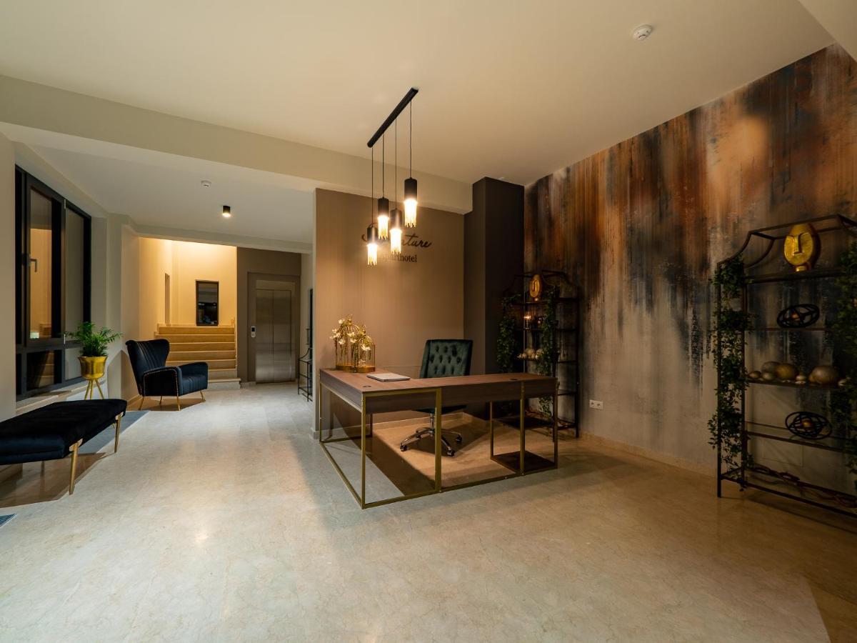 Signature Aparthotel - Boutique Galaţi Exteriör bild