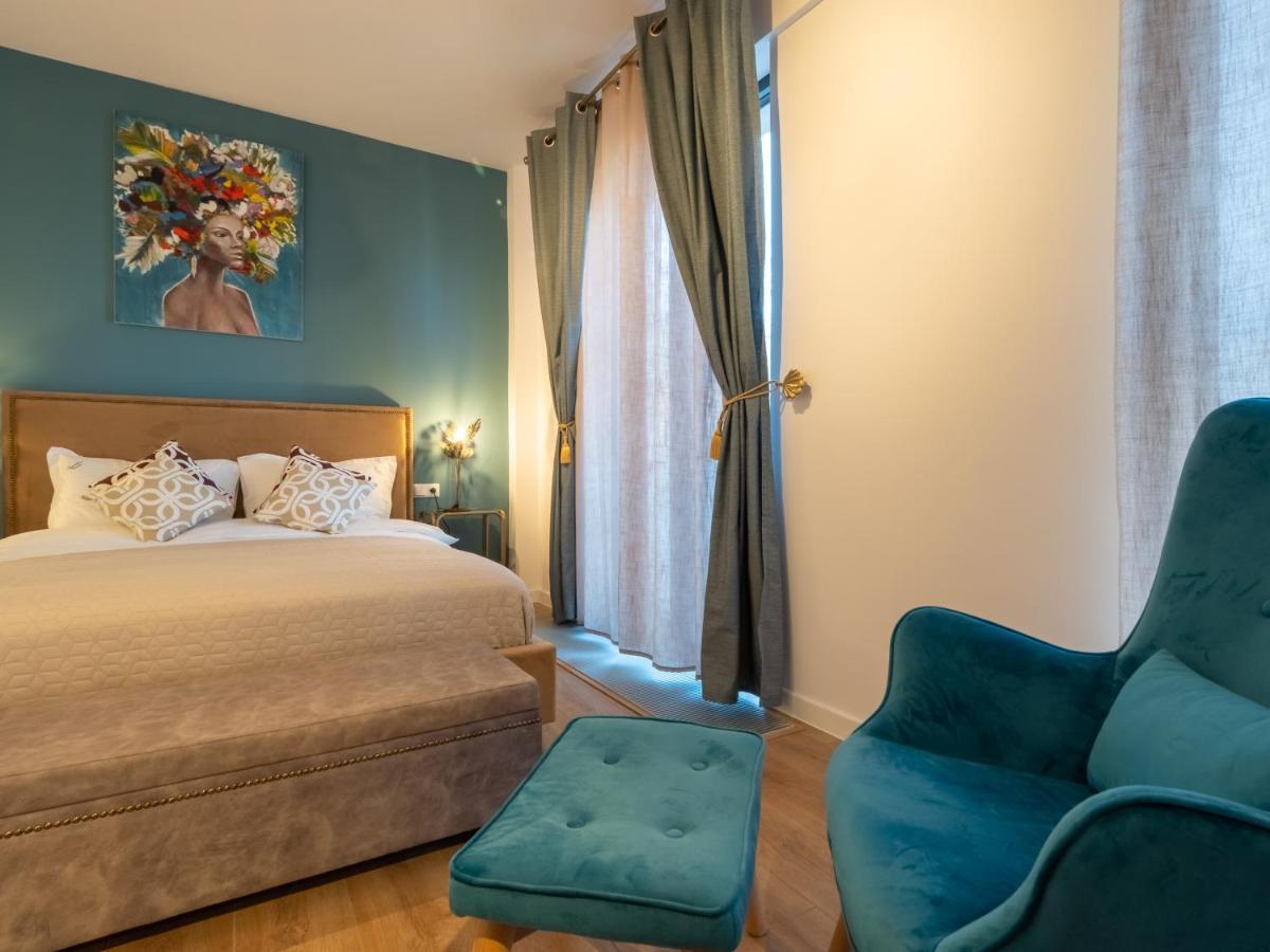 Signature Aparthotel - Boutique Galaţi Exteriör bild