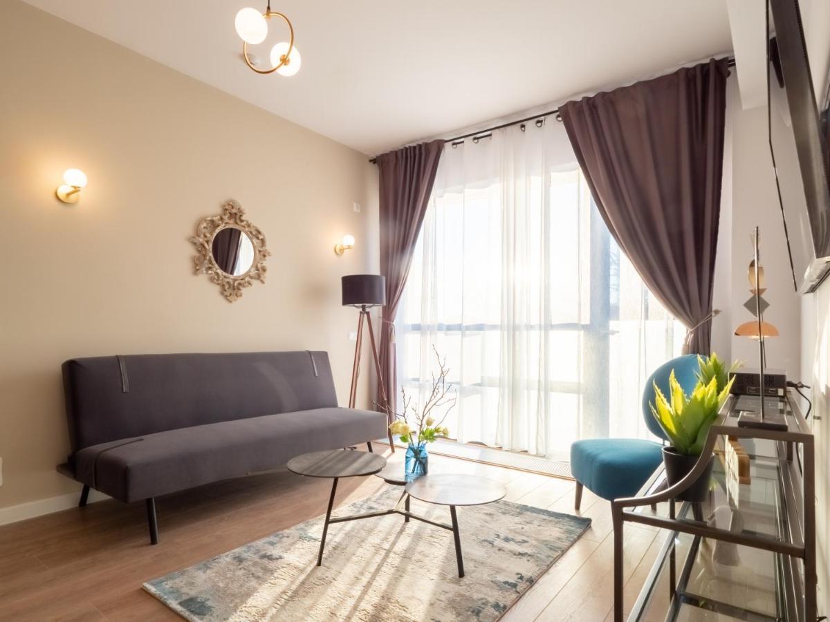 Signature Aparthotel - Boutique Galaţi Exteriör bild