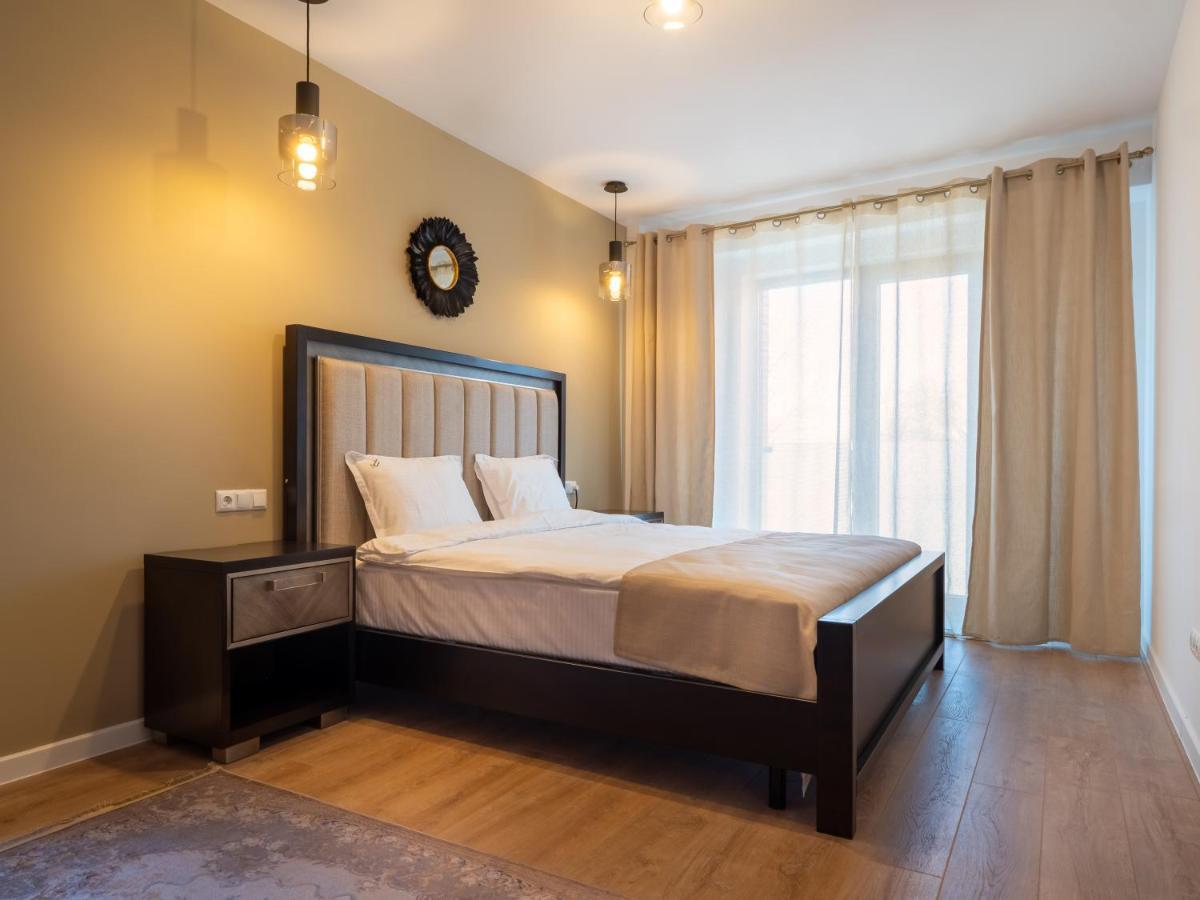 Signature Aparthotel - Boutique Galaţi Exteriör bild
