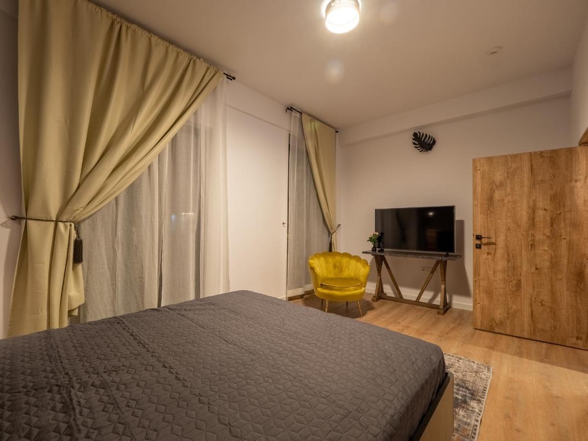 Signature Aparthotel - Boutique Galaţi Exteriör bild