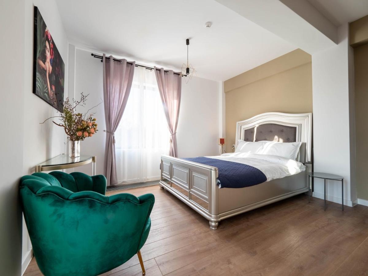 Signature Aparthotel - Boutique Galaţi Exteriör bild