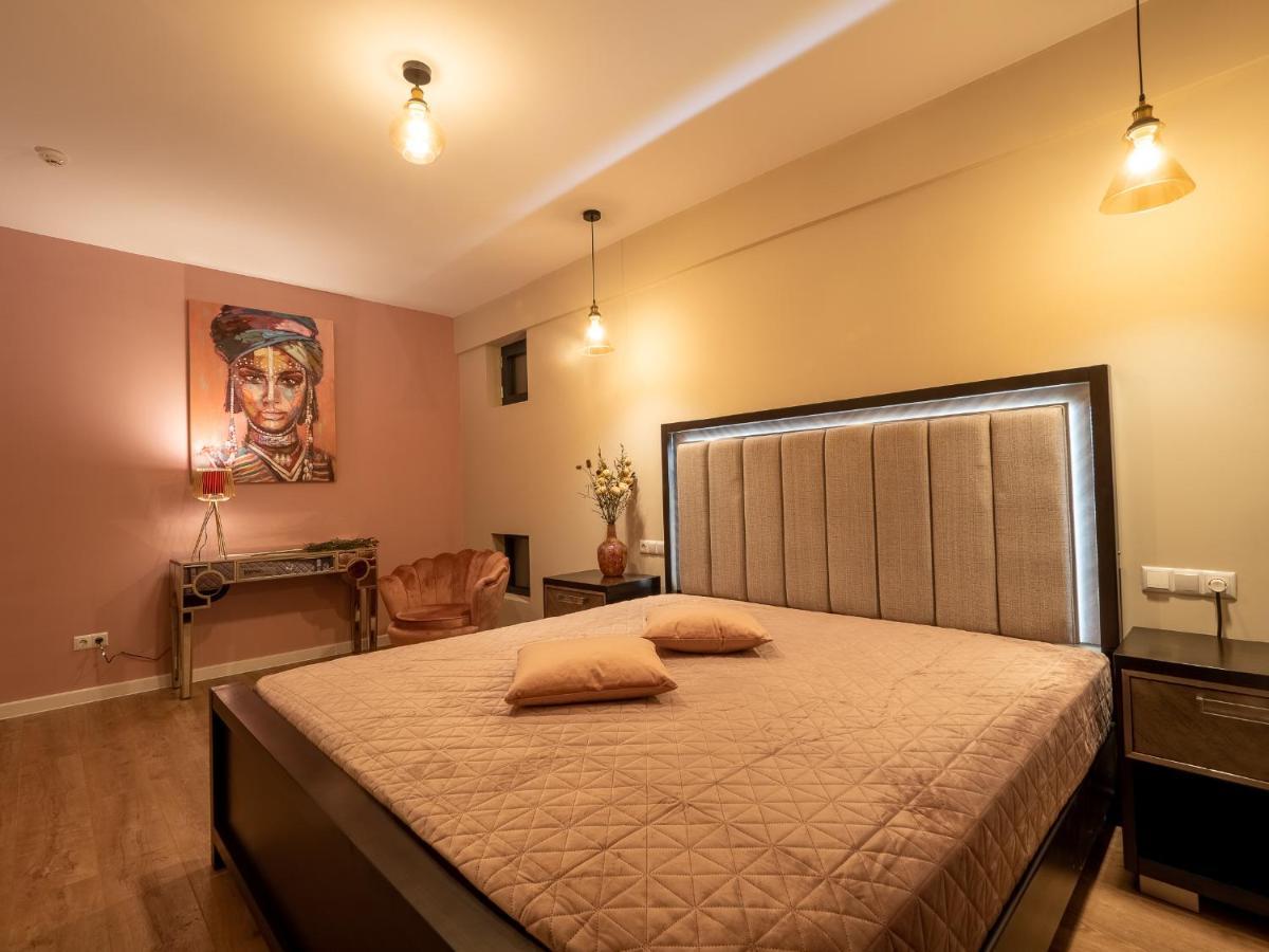 Signature Aparthotel - Boutique Galaţi Exteriör bild